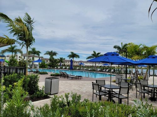 21018-21018 Ne 8th Ave, Miami, FL, 33179-1377 | Card Image