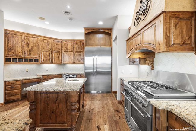 2021 Vista Ridge Dr, House other with 3 bedrooms, 3 bathrooms and null parking in Kerrville TX | Image 10