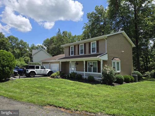 10003 Five Oaks Rd, FAIRFAX, VA, 22031-1033 | Card Image