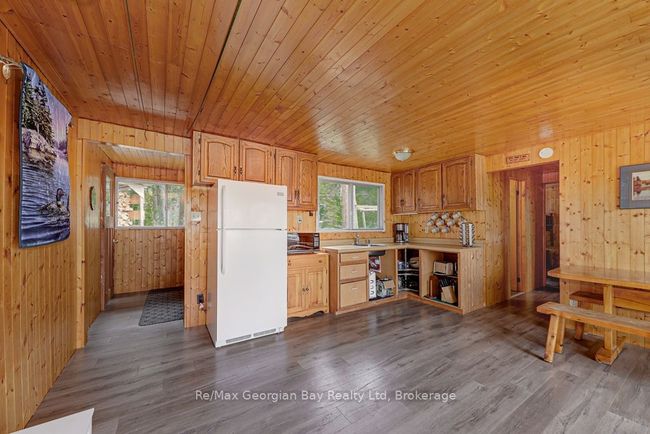 15SR405 Severn River Shore, House other with 4 bedrooms, 2 bathrooms and null parking in Coldwater ON | Image 4