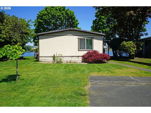 2241 N Menzies Dr, Portland, OR, 97217-8220 | Card Image