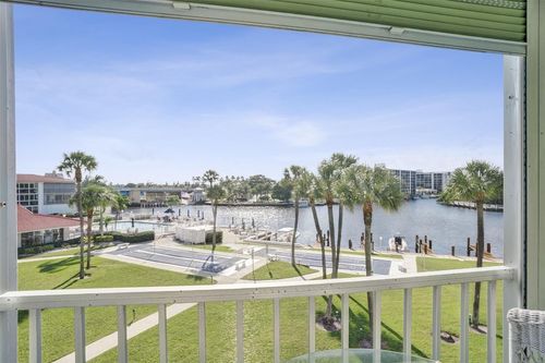 352-105 Ne 19th Ave, Deerfield Beach, FL, 33441-6107 | Card Image