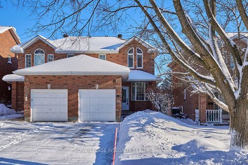 24 Highmont Crt, Kanata, ON, K2T1B2 | Card Image