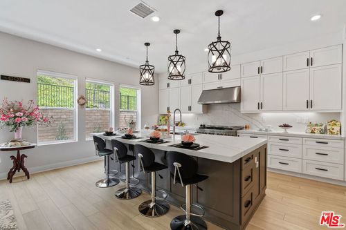 48 Primrose Ct, Montebello, CA, 90640-2104 | Card Image