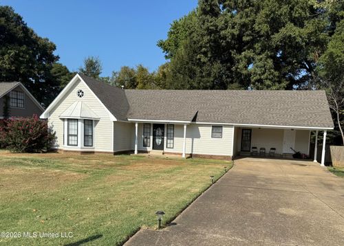 7347 Greenbrook Pkwy, Southaven, MS, 38671-5814 | Card Image