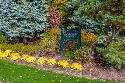 6 - 6 Sedgwick Village Lane, Condo with 2 bedrooms, 2 bathrooms and 2 parking in Darien CT | Image 2