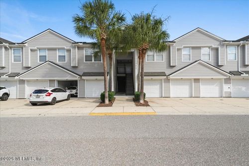 107-7068 Deer Lodge Cir, Jacksonville, FL, 32256-8570 | Card Image