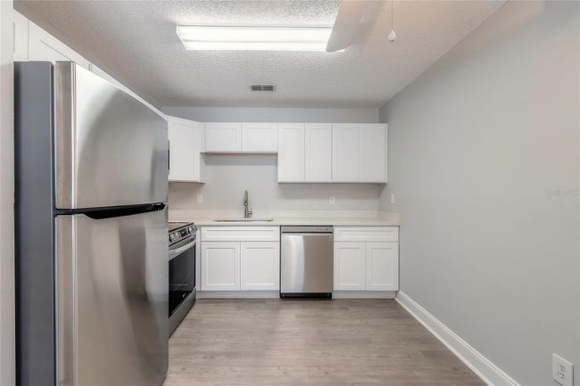 APT-101 - 1601 Big Tree Rd, Condo with 2 bedrooms, 2 bathrooms and null parking in South Daytona FL | Image 6