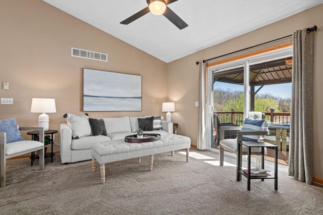 Light & bright living area (Enjoy the GORGEOUS view!) | Image 6