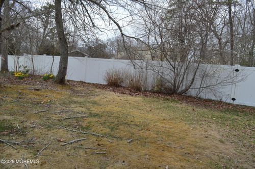 201 Pheasant Hollow Dr, Lanoka Harbor, NJ, 08734-1713 | Card Image