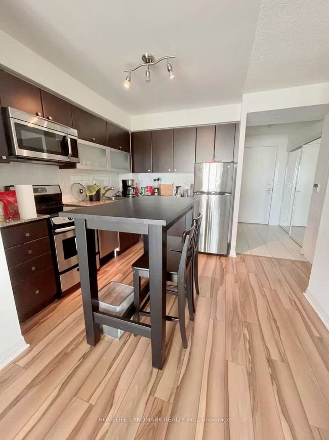 2607 - 275 Yorkland Rd, Condo with 1 bedrooms, 1 bathrooms and null parking in North York ON | Image 6