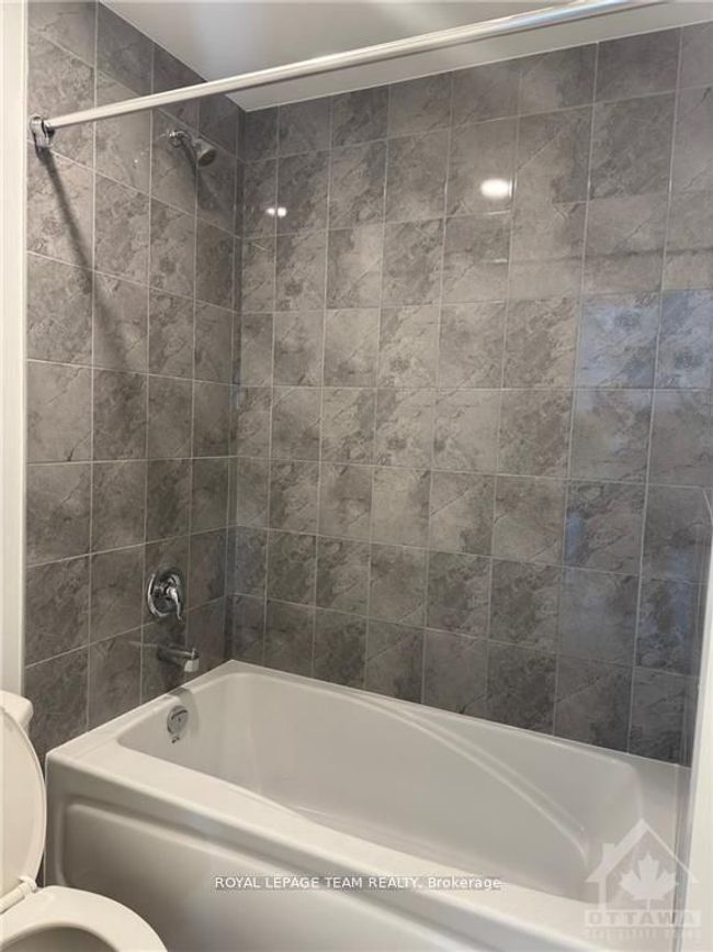 420 - 1350 Hemlock Rd, Condo with 2 bedrooms, 2 bathrooms and null parking in Ottawa ON | Image 7