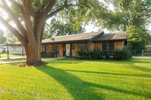 4640 Fieldwood Ln, Beaumont, TX, 77706-2718 | Card Image