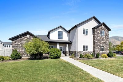 578 W 600 S, House other with 5 bedrooms, 2 bathrooms and 6 parking in Springville UT | Image 1