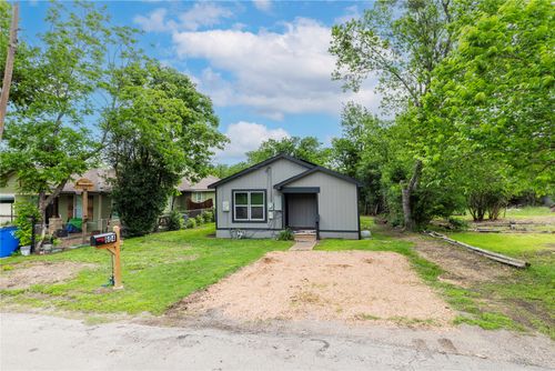 604 Burkett St, Taylor, TX, 76574-3737 | Card Image