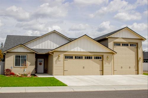 1262 N Park Ave, Deer Park, WA, 99006-5600 | Card Image