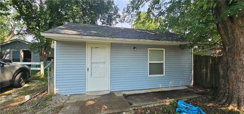139 N Cedar Ave, Independence, MO, 64053-1309 | Card Image