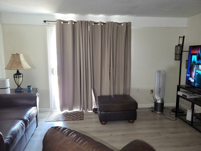 APT-15 - 4 Post Oak Ln, Condo with 2 bedrooms, 2 bathrooms and 2 parking in Natick MA | Image 4