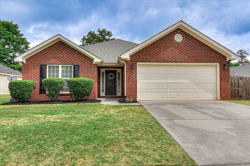 135 Firethorn Dr, North Augusta, SC, 29860-8670 | Card Image
