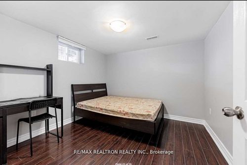 bsmt-133 Earlton Rd, Scarborough, ON, M1T2R8 | Card Image