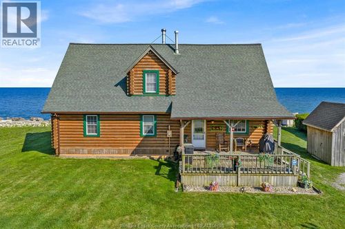 226 Cotterie Pk, Wheatley, ON, N0P2P0 | Card Image