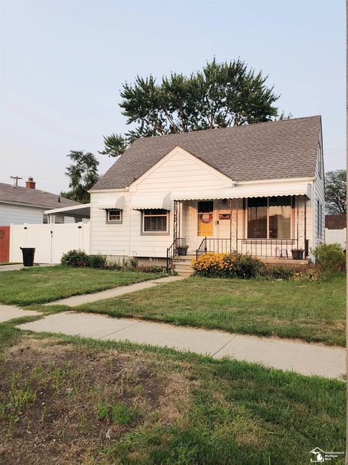 3659 15th St, Wyandotte, MI, 48192-6417 | Card Image
