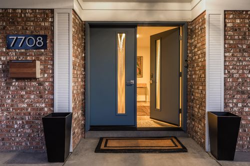 7708 Summer Ave, Albuquerque, NM, 87110-7334 | Card Image