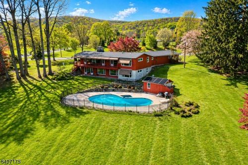 17 Reese Ave, Hackettstown, NJ, 07840-1127 | Card Image
