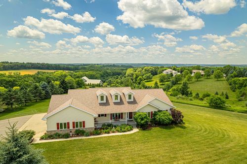 W3960 Vista Lane, Exeter, WI, 53508 | Card Image