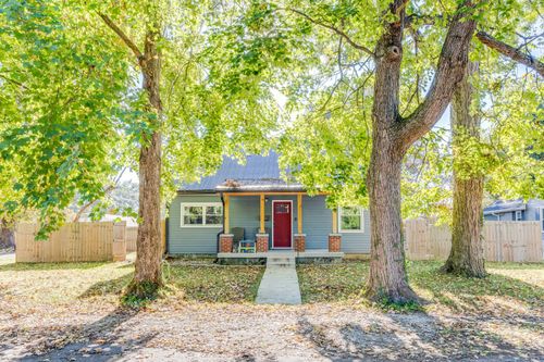 313 E Pike St, Vevay, IN, 47043-1243 | Card Image