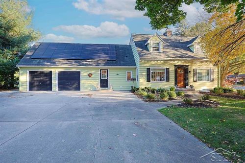 104 Vail Court, Midland, MI, 48640 | Card Image