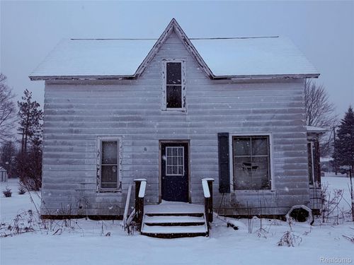 6456 3rd St, Cass City, MI, 48726-1472 | Card Image
