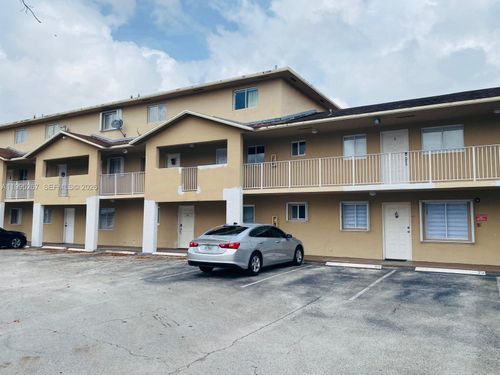 apt-203-3021 W 76th St, Hialeah, FL, 33018-3819 | Card Image