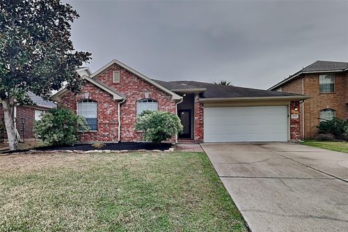 3023 Glen Cullen Ln, Pearland, TX, 77584-7658 | Card Image