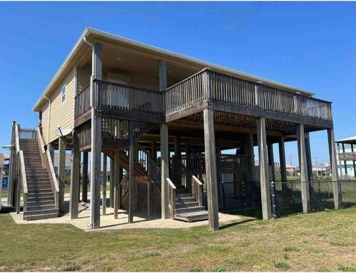 702 Salt Cedar Ln, Port Bolivar, TX, 77650 | Card Image
