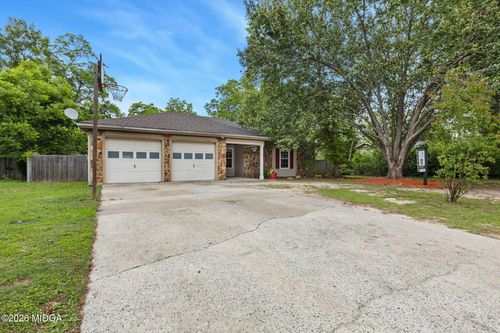 104 Haag Dr, Warner Robins, GA, 31093-1000 | Card Image