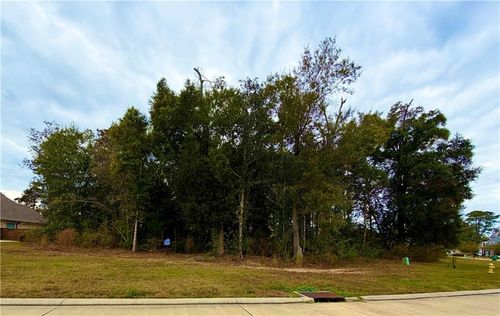 632 Dockside Dr, Slidell, LA, 70461-1688 | Card Image