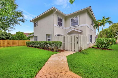 13810 Yarmouth Dr, Wellington, FL, 33414-7732 | Card Image