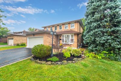 70 Lakecrest Trail, House other with 4 bedrooms, 4 bathrooms and 6 parking in Brampton ON | Image 2