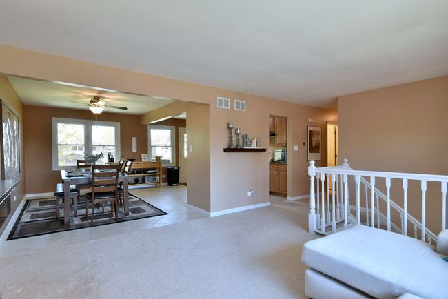 7644 161 St St, House other with 4 bedrooms, 3 bathrooms and 2 parking in Tinley Park IL | Image 6