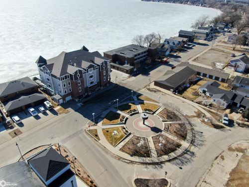 unit-203-481 N Shore Dr, Clear Lake, IA, 50428-1368 | Card Image