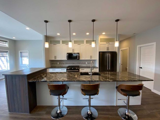 6 Prairie Sunset Avenue, House other with 5 bedrooms, 4 bathrooms and 6 parking in Taber AB | Image 8