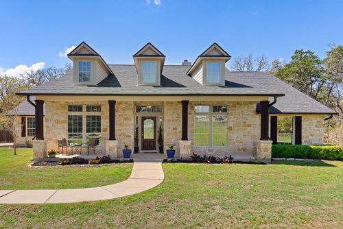 142 Carriage Ct, Bastrop, TX, 78602-3568 | Card Image