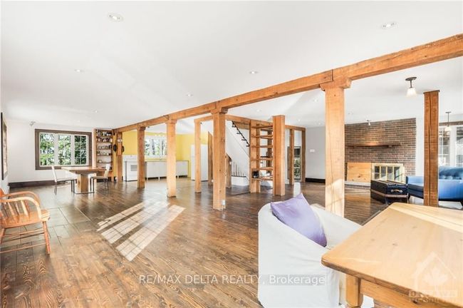 1015 Labrosse St, House other with 5 bedrooms, 2 bathrooms and 8 parking in Saint Eugene ON | Image 19