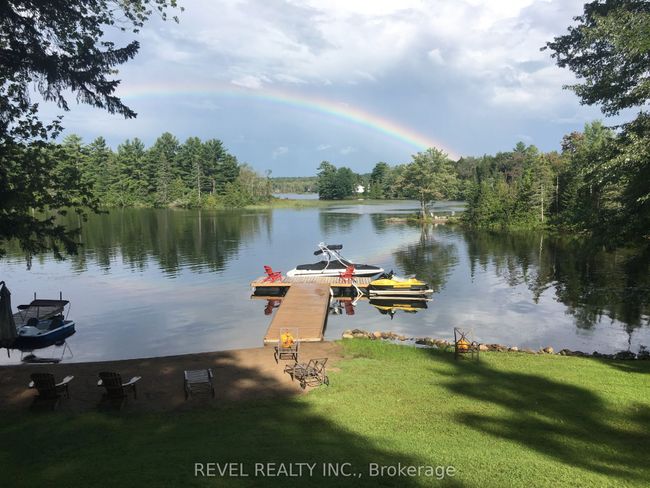 20 Benson Blvd, House other with 3 bedrooms, 2 bathrooms and 10 parking in Coboconk ON | Image 37