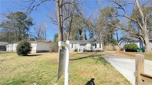 4262 Lindsey Dr, Decatur, GA, 30035-1927 | Card Image