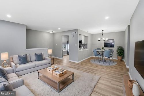 315B Delancey Pl, MOUNT LAUREL, NJ, 08054-3171 | Card Image