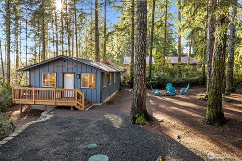 50 Ne Cedar Ln, Tahuya, WA, 98588-9435 | Card Image