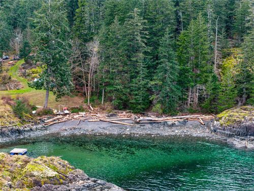 1862 Lakberg Rd, Quadra Island, BC, V0P1H0 | Card Image