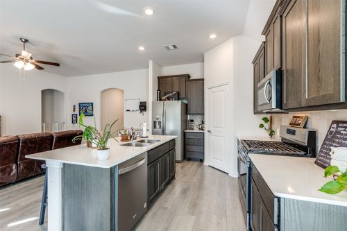 1600 Elizabeth St, Anna, TX, 75409-8238 | Card Image